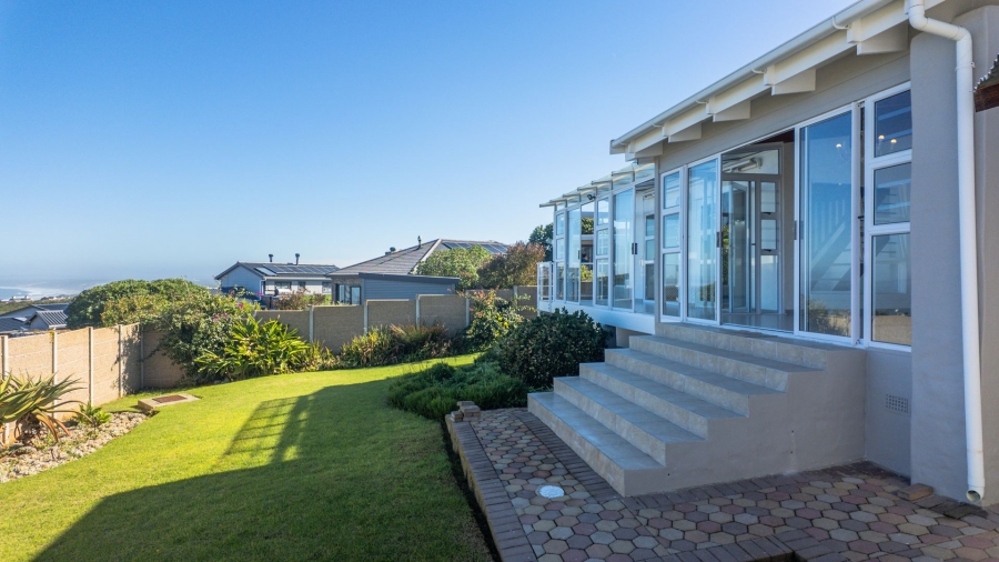 To Let 3 Bedroom Property for Rent in Dana Bay Western Cape